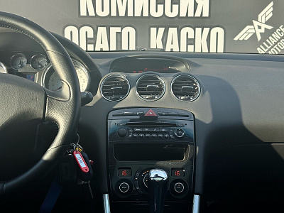 Peugeot 308, I Рестайлинг 2011
