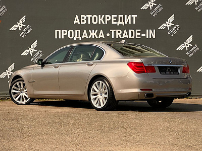 BMW 7 серии, V (F01/F02/F04) 2012