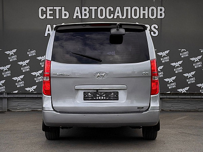 Hyundai Grand Starex, I 2012