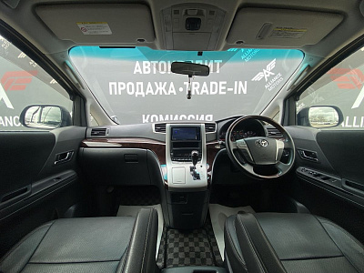 Toyota Alphard, II 2013