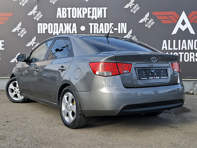 Kia Cerato, II 2010