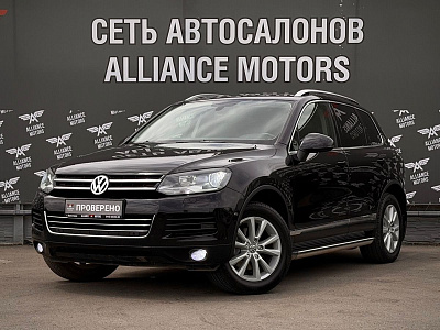 Volkswagen Touareg, II 2011
