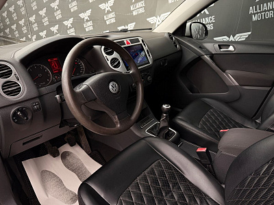 Volkswagen Tiguan, I 2008
