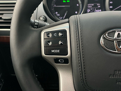 Toyota Land Cruiser Prado, 150 Series Рестайлинг 1 2015