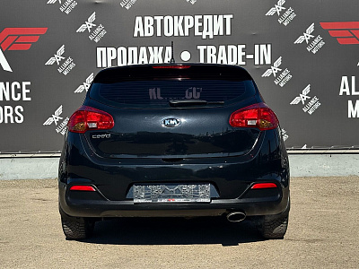 Kia Ceed, II 2013