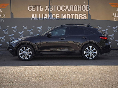 Infiniti QX70 2013