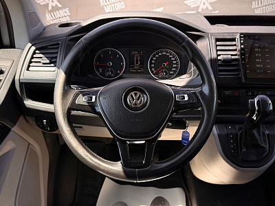 Volkswagen Caravelle, T6 2015