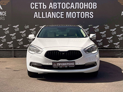Kia Quoris, I 2013