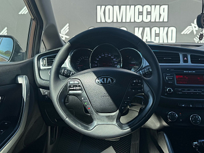 Kia Ceed, II 2013