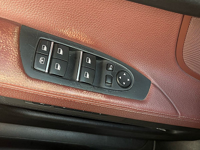 BMW 7 серии, V (F01/F02/F04) 2011